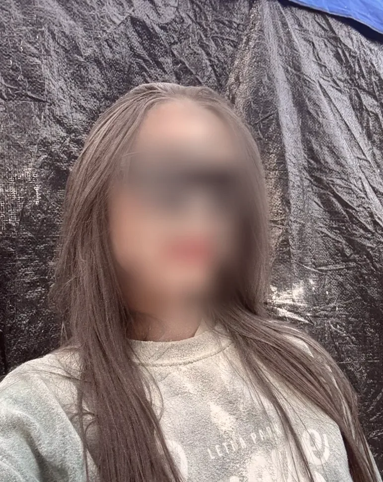 Evie, 23