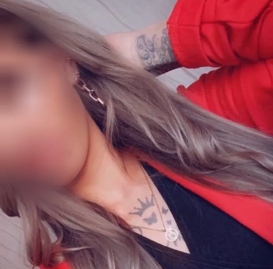 Leyla, 32