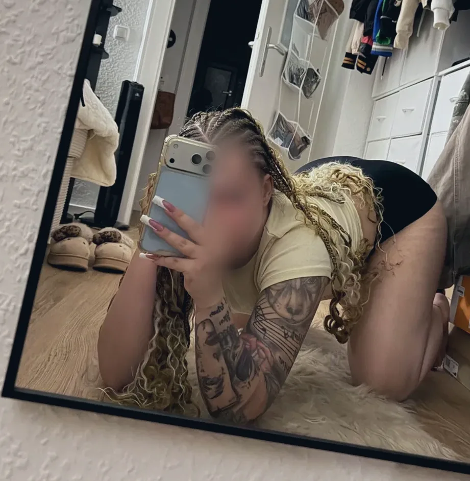 Maya, 30