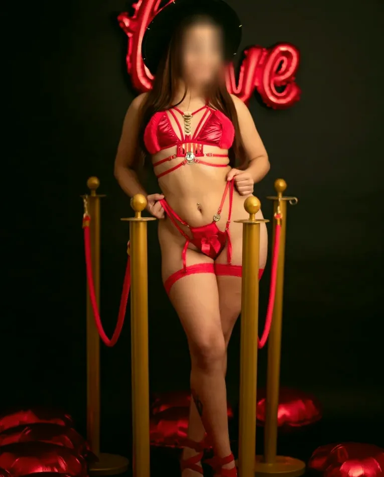 Ola, 21